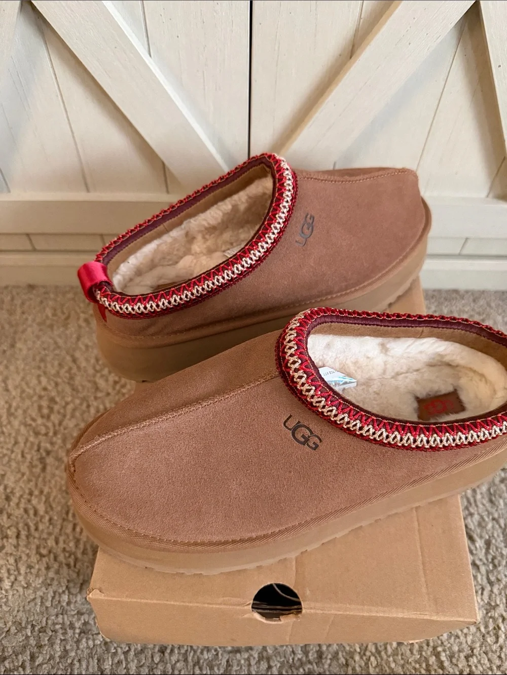 UGG Chestnut Mule with Red and Cream Knit Trim - Picture 3 of 8